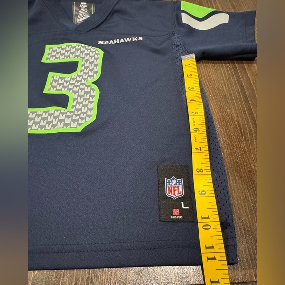 Russell Wilson Seattle Seahawks NFL Football Jersey - Picture 7 of 8